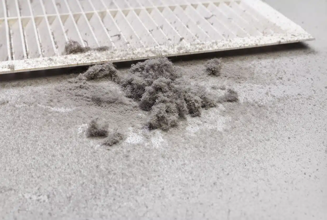 Air conditioning units and AC ducts should be cleaned regularly