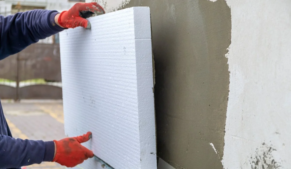 Fire retardant thermal insulator and fibreglass insulation are common thermal insulators